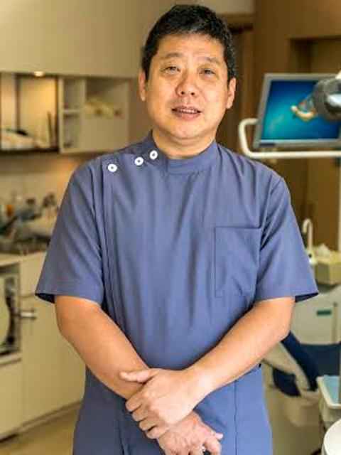 岡田 良次 院長