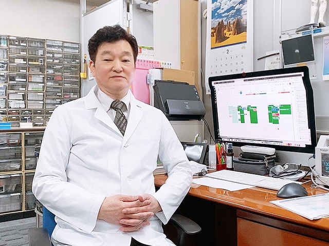 永井 一成 院長