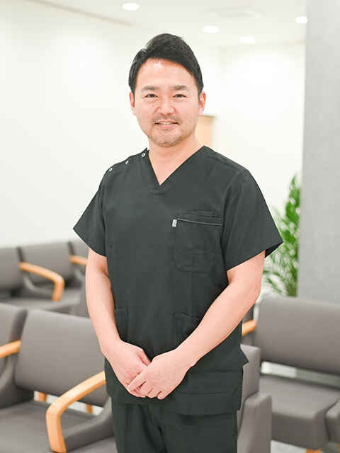 松岡 彰 院長