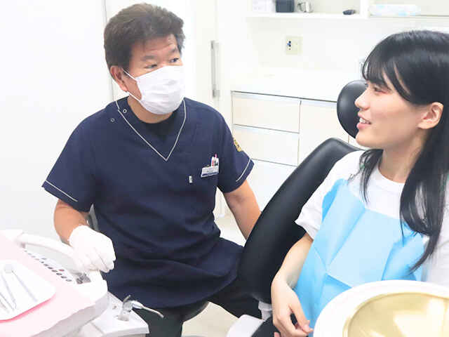 井上 薫 院長
